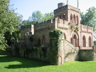 Die Mosburg im Biebricher Schlosspark