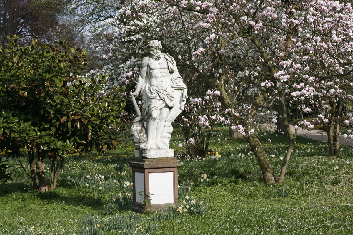 08. 04. 2009